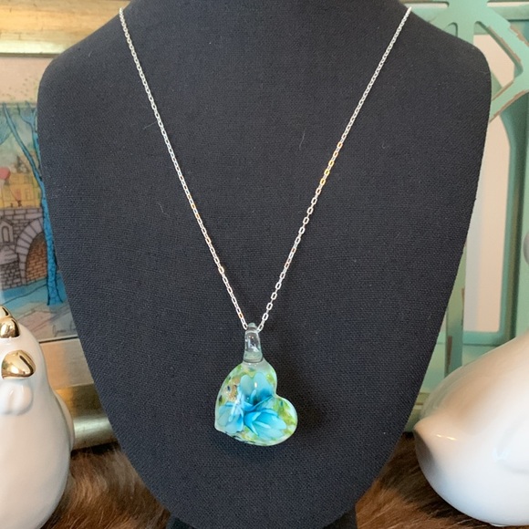 Blue and Green Floral Glass 3 Dimenisional Heart Pendant on a Delicate 925 Chain - Picture 4 of 13